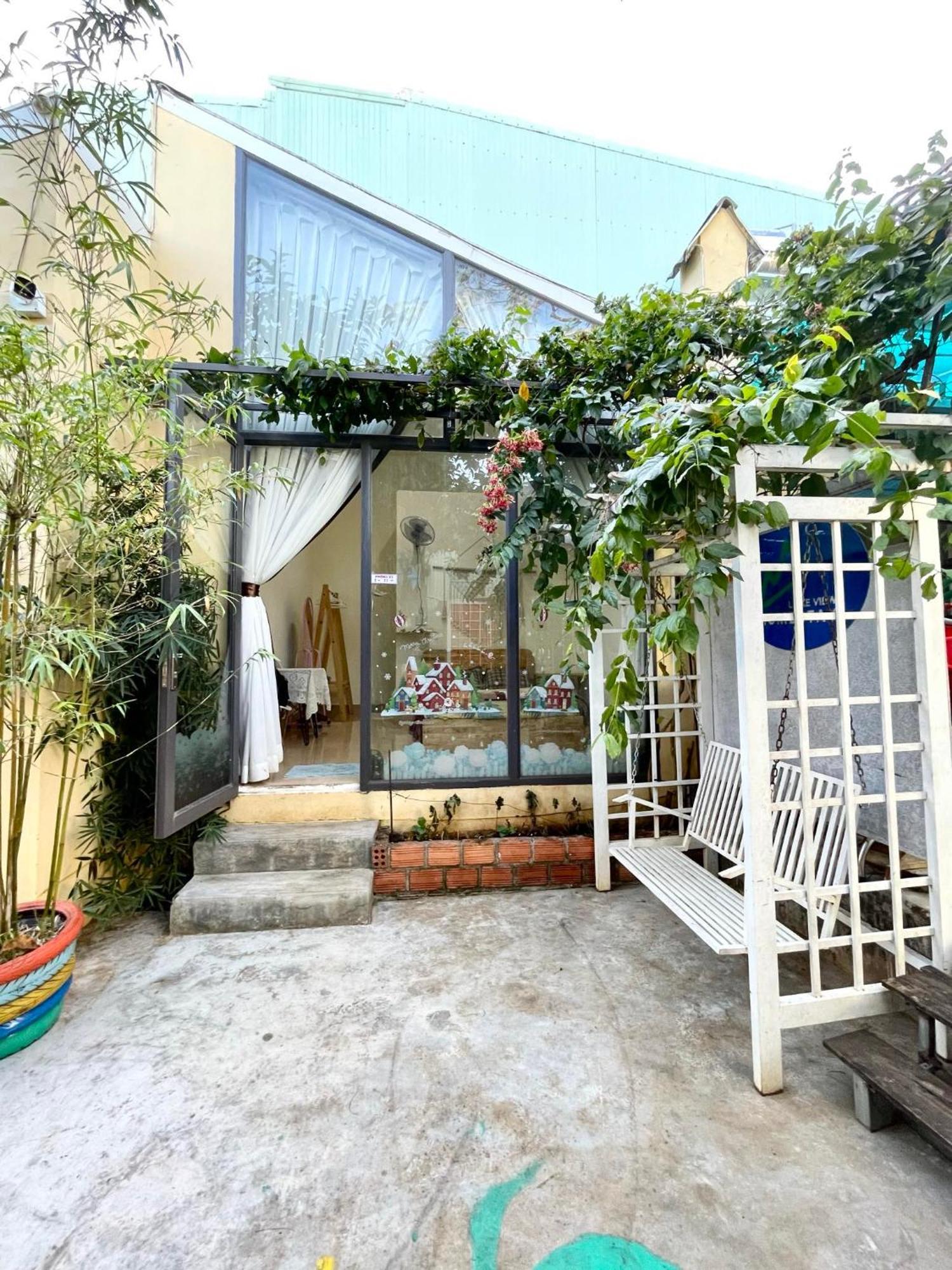 Lake View Homestay Pleiku Exterior photo