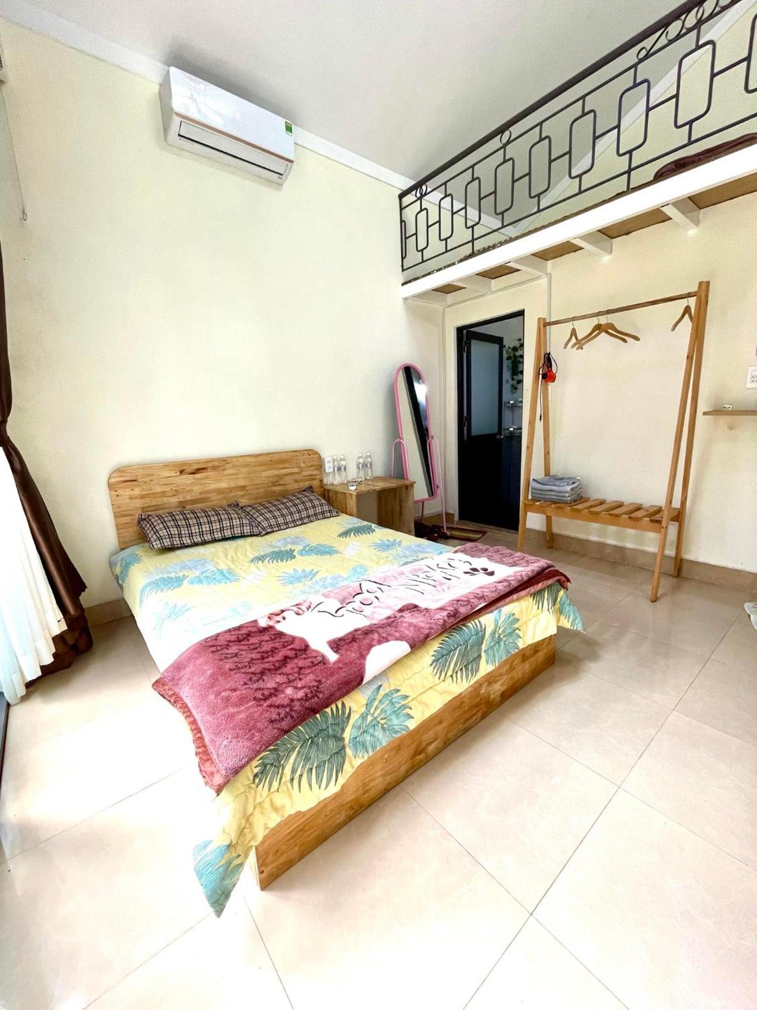 Lake View Homestay Pleiku Exterior photo